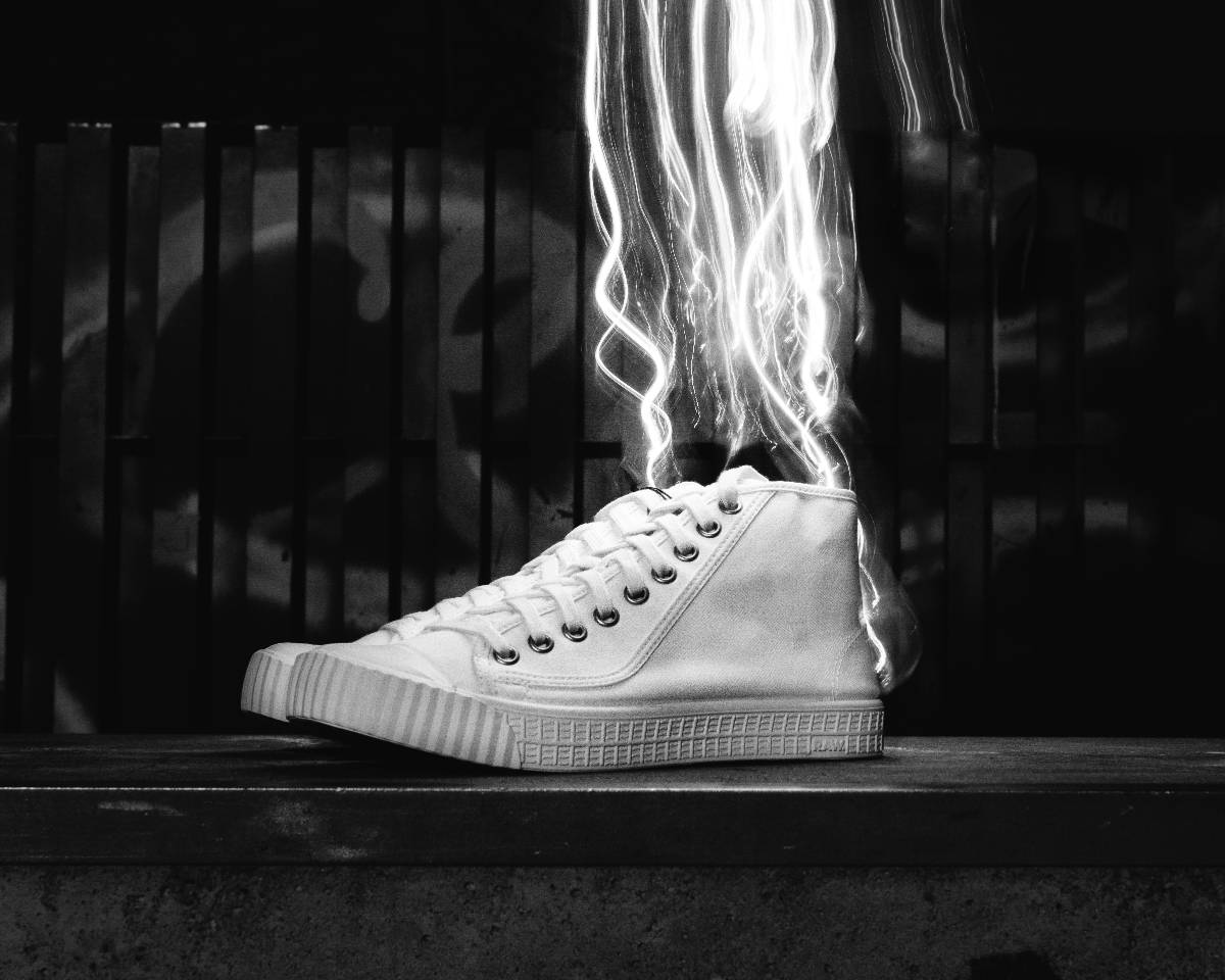 sneakerstyle131a.jpg