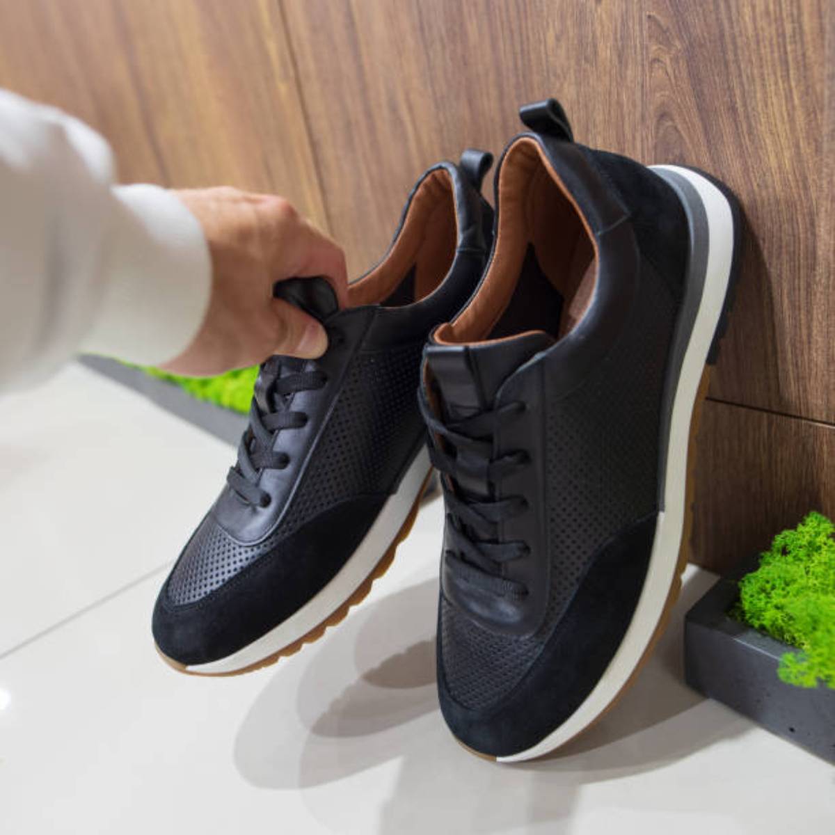 sneakerstyle140a.jpg