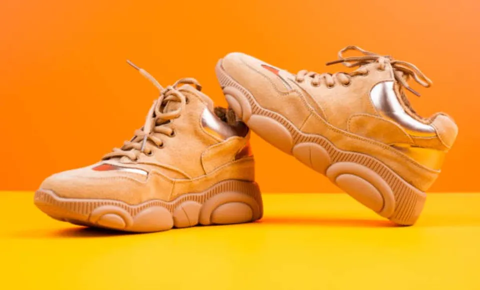 sneakerstyle80.webp